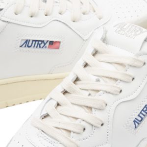 Autry 01 Low Leather Sneaker