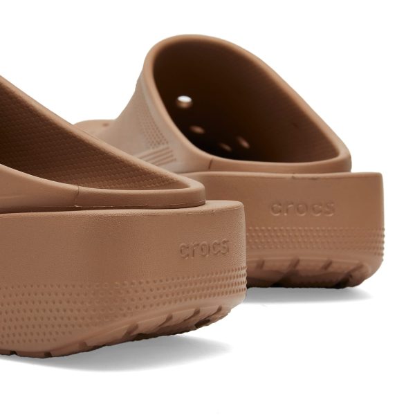 Crocs Blunt Toe Clog