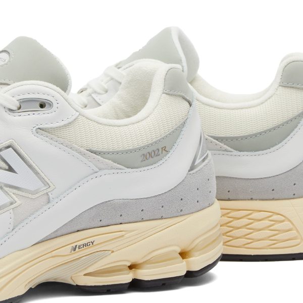 New Balance M2002RIA