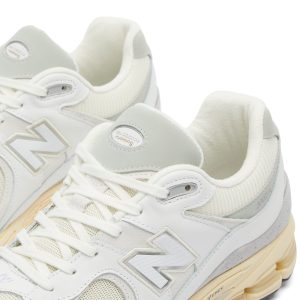 New Balance M2002RIA