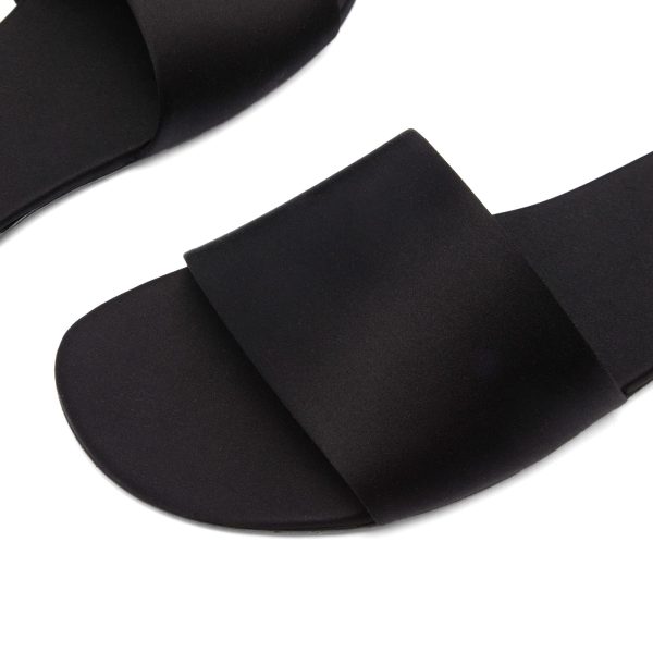 Saint Laurent Tail 05 Slide Sandal