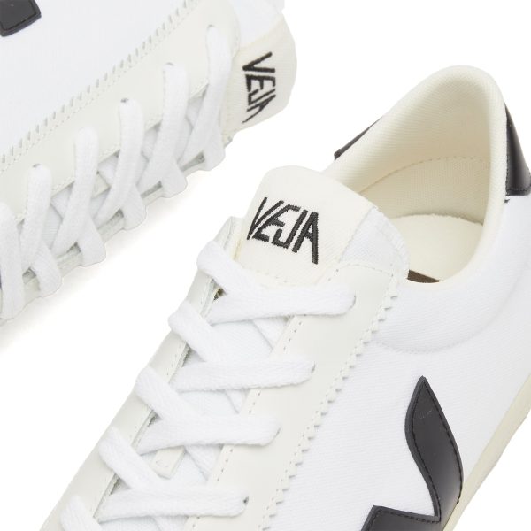 Veja Volley Sneaker