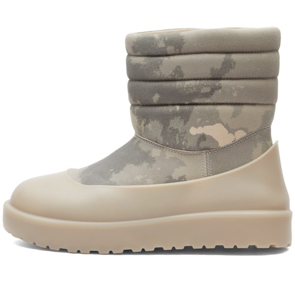 UGG x Stampd Classic Pull-on Boot