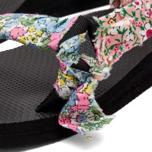 Arizona Love Trekky Floral Sandal