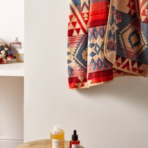 Pendleton Jacquard Hooded Towel