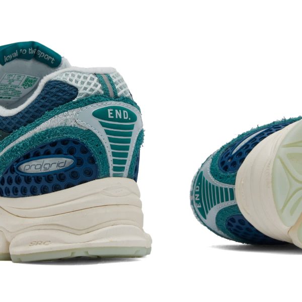 END. x Saucony Triumph 4 ‘Nessie’