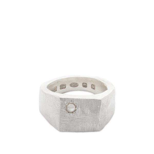 The Ouze Pearl Signet Ring