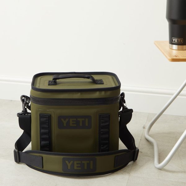 YETI Hopper Flip 8 Soft Cooler