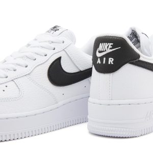 Nike Air Force 1 07 Sneaker