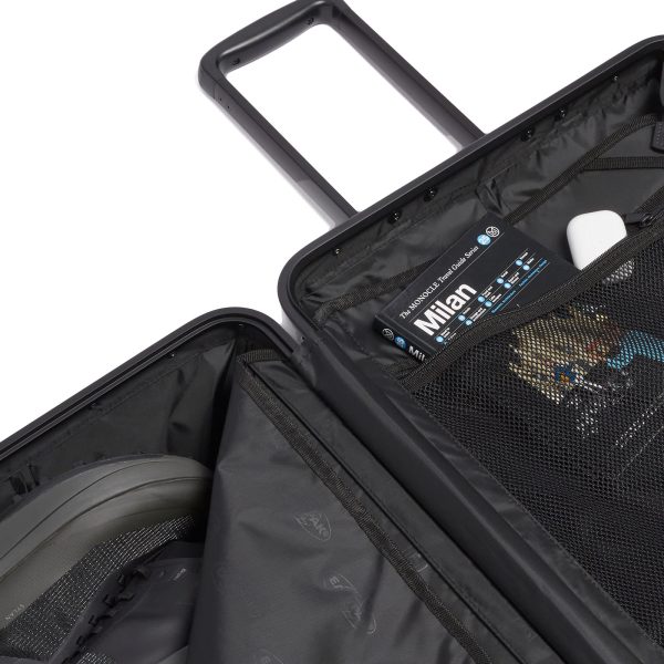 Eastpak Resist'r Luggage Case - Medium