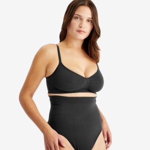 SKIMS Seamless Sculpt Bralette