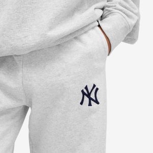 Sporty & Rich Yankees Serif Sweatpant