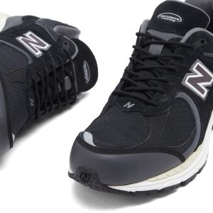 New Balance M2002RXT