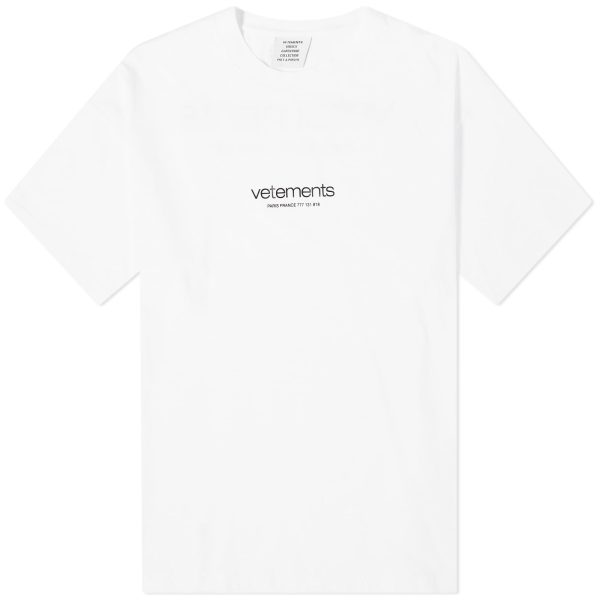 VETEMENTS Urban Logo T-Shirt