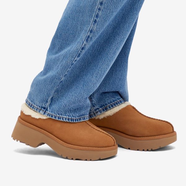 UGG New Heights Cozy Clog