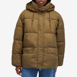 Closed cropped puffer jacket