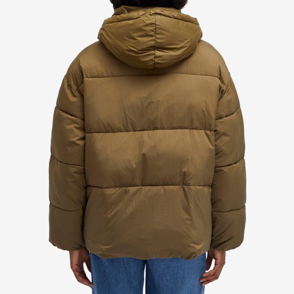 Closed cropped puffer jacket