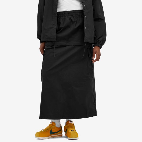 Nike Essential Mid-Rise Woven Cargo Midi Skirt