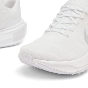 Nike Running Invincible 3 Sneaker