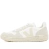 Veja V-10 Vegan Basketball Sneaker