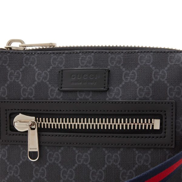 Gucci GG Supreme Small Messenger Bag