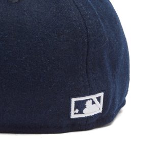 New Era New York Yankees Coop Script 59Fifty Cap