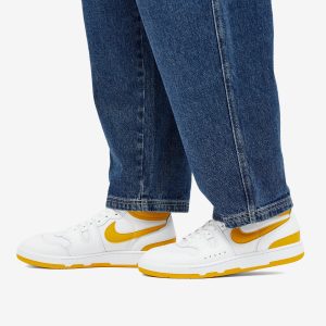 Nike Attack Qs SP