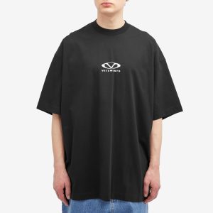 VETEMENTS Oval Logo Oversized T-Shirt