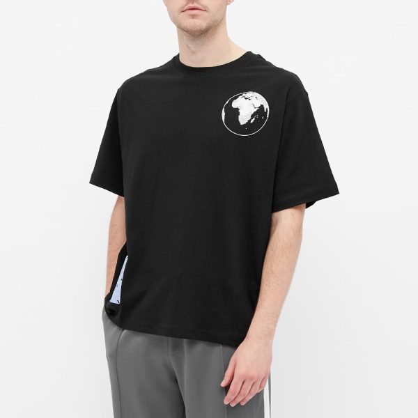 MCQ Relaxed Fit World Beyond Back Print T-Shirt